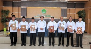 Foto : Serahkan DIPA 2026, Kakanwil Kemenag NTT Tekankan Tanggung Jawab Moral dan Kolaborasi Layanan