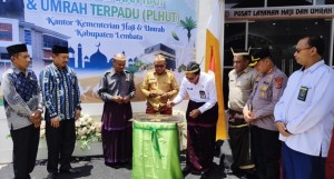 Foto : Resmikan PLHUT dan HUT ke-23 Kemenag Lembata, Kakanwil Kemenag NTT Tegaskan Pelayanan Keagamaan Berdampak