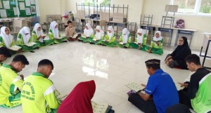 Foto : MAN Flotim Wajibkan Semua Siswa Untuk Khatam Quran