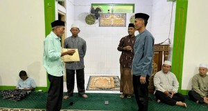 Foto : MAN Ende Gelar Temu Pisah dengan Salah Seorang Guru Sekaligus Buka Puasa Bersama dengan Pangan Lokal